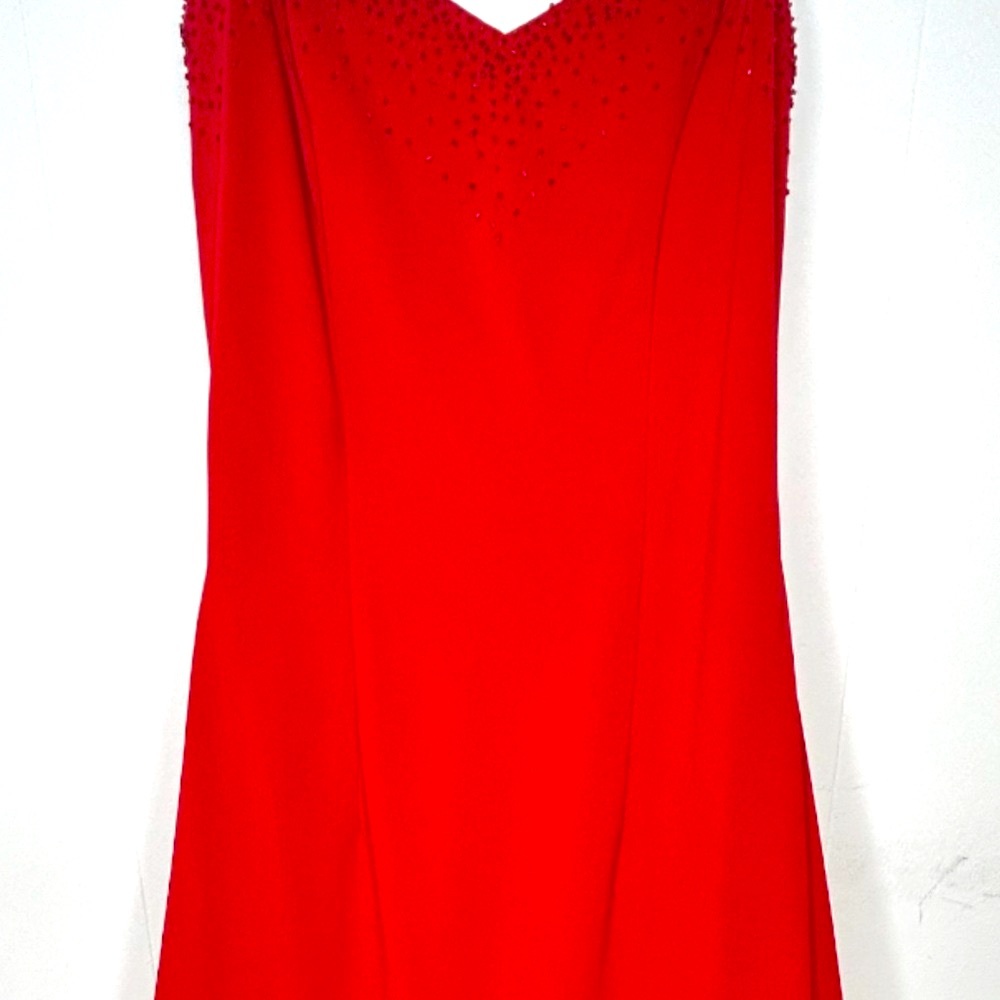 Elegant Red Evening Dress
